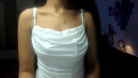 Alisha online show from May 28, 7:01 pm