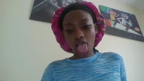 Snapshot of cute_annah chatting on March 1, 11:39 am cute annah online show from March 1, 11:39 am