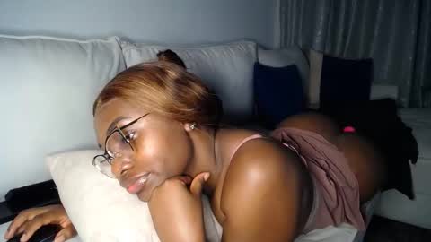 Liya online show from April 18, 12:13 am