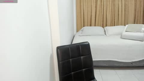 Sara online show from February 4, 2:39 am