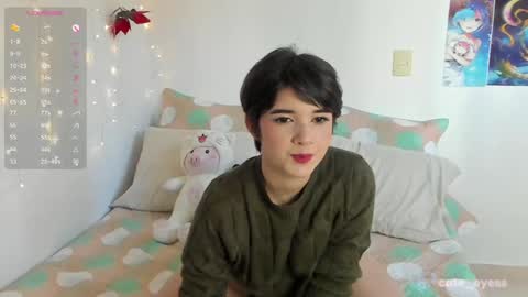 Snapshot of cute_eyess chatting on January 8, 8:18 pm Cute online show from January 8, 8:18 pm