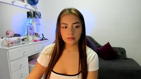 Katherine Independent model online show from July 17, 1:43 am