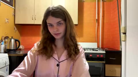 cute_kitte online show from January 9, 9:26 pm