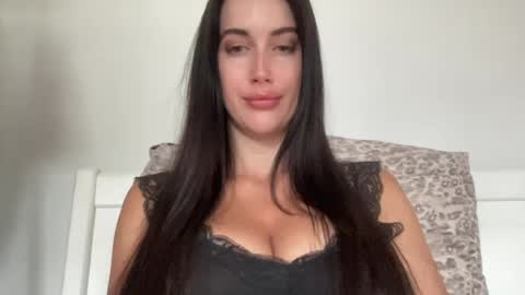 cute_kriss94 online show from July 10, 1:55 pm