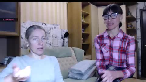 cute_lion_ online show from October 26, 12:44 pm