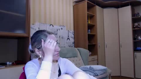 cute_lion_ online show from March 22, 2:45 pm