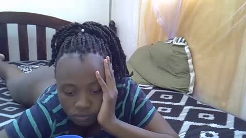 cute_savanna online show from February 18, 10:27 am