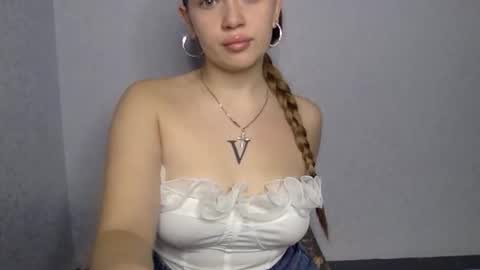 cute_shy06 online show from November 28, 5:38 pm