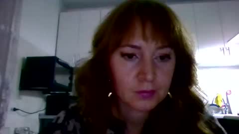 cute_shy92 online show from January 15, 9:10 pm