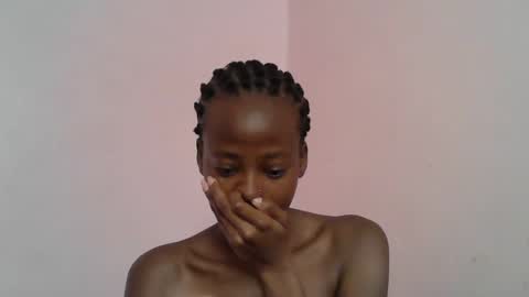 cute_sonny online show from December 19, 5:18 am