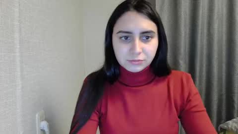 Snapshot of cute_strawberry_ chatting on January 25, 2:30 pm cute_strawberry_ online show from January 25, 2:30 pm