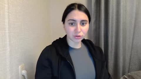 Snapshot of cute_strawberry_ chatting on December 30, 12:31 pm cute_strawberry_ online show from December 30, 12:31 pm