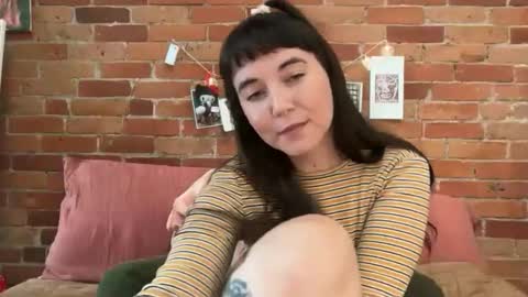 CuteBalloons online show from April 29, 8:25 pm