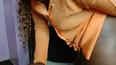 cutebuu online show from November 23, 8:10 pm