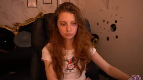 Foxy online show from June 9, 12:59 pm