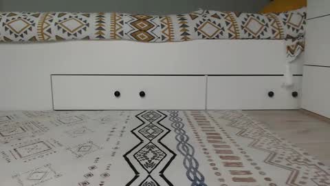 Snapshot of cuteemouse chatting on October 1, 12:54 pm Anna online show from October 1, 12:54 pm