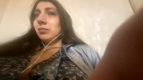 Snapshot of cutekattie chatting on October 8, 9:02 am cutekattie online show from October 8, 9:02 am