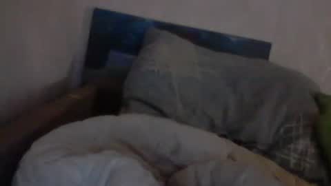 Snapshot of cutekattie chatting on December 20, 5:47 am cutekattie online show from December 20, 5:47 am