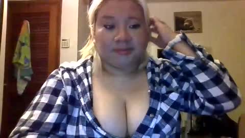 cutesexychubbychat online show from February 19, 3:17 am