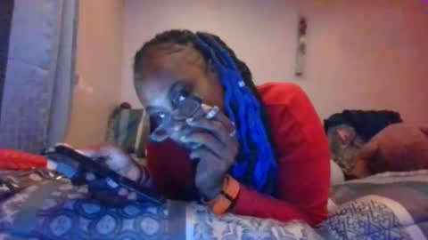 Snapshot of cuteshotkiki chatting on February 21, 1:00 am mary mack online show from February 21, 1:00 am