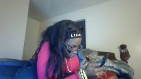 mary mack online show from October 28, 1:28 pm