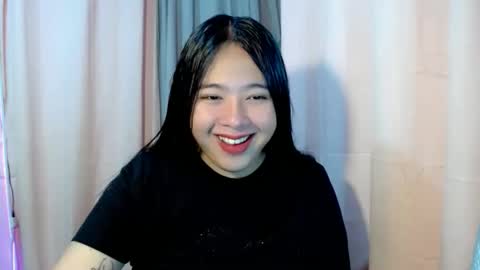 cute online show from February 6, 10:46 pm