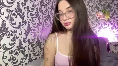 CuteAnn online show from October 18, 5:37 pm