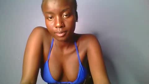 Snapshot of cutie_choco chatting on September 16, 7:55 pm Choco online show from September 16, 7:55 pm