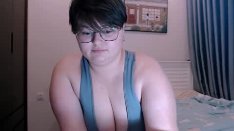 Snapshot of cutie_florence chatting on October 11, 5:34 am Sophie Lilith online show from October 11, 5:34 am