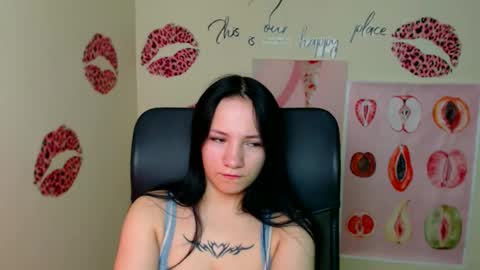 Emma online show from April 12, 7:55 am