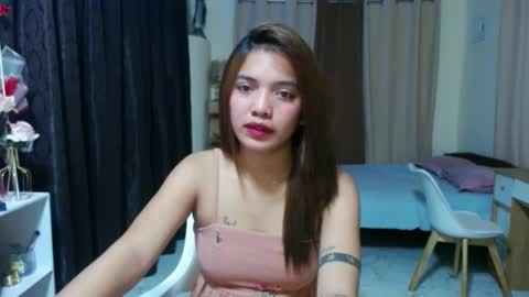 cutiepinay_chesca online show from March 12, 11:42 am