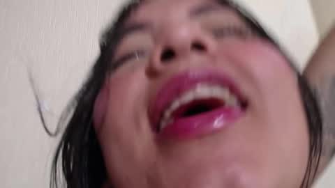 Snapshot of cuty_sexy_hotxx chatting on October 12, 11:56 am LIZETH online show from October 12, 11:56 am