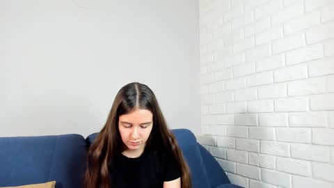 Ashly online show from December 19, 7:17 pm