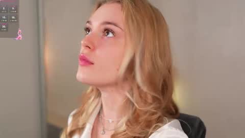 EMILY online show from November 13, 3:44 pm