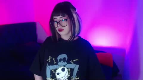 Michell online show from July 18, 2:26 am