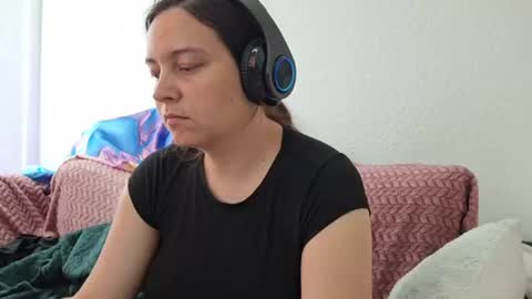 Cyndee Winter online show from June 9, 2:49 pm