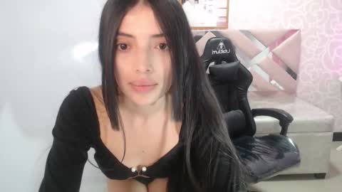Snapshot of cynthia_ch chatting on October 2, 4:17 am CINTIA ARAUJO online show from October 2, 4:17 am