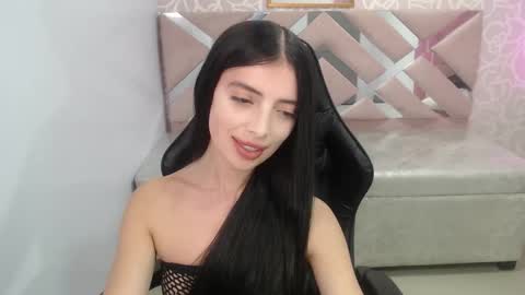 Snapshot of cynthia_ch chatting on October 5, 4:50 am CINTIA ARAUJO online show from October 5, 4:50 am
