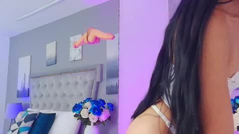 Snapshot of cynthia_turner1 chatting on September 9, 1:33 pm Cynthia Turner online show from September 9, 1:33 pm