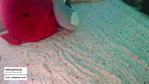 Saoirse online show from December 18, 4:17 am