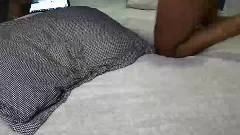 daddyslittleebony online show from November 12, 8:01 am