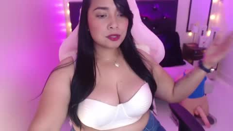 amanda online show from May 21, 1:42 pm