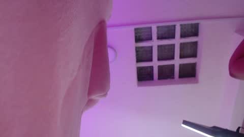 amanda online show from May 25, 12:59 pm