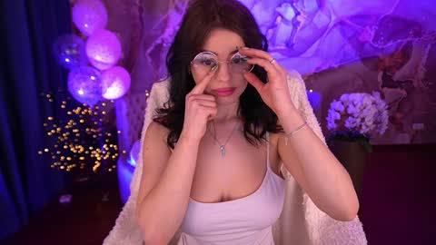 Snapshot of daenerys_daen chatting on January 25, 8:53 am daenerys_daen online show from January 25, 8:53 am