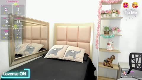 Snapshot of daenerys_targa chatting on January 11, 4:06 am Lesly online show from January 11, 4:06 am