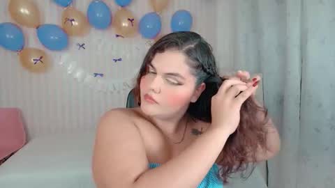 daeneryslove_doll online show from October 9, 6:06 am