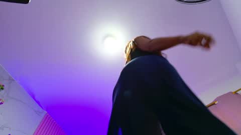 Dafne  online show from April 24, 8:55 pm