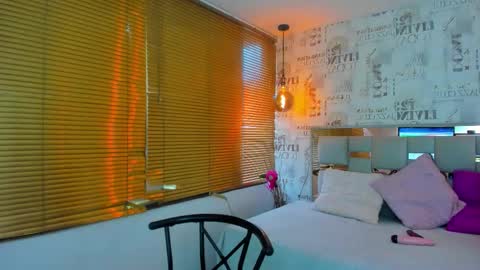 dafne_20 online show from October 8, 8:24 pm