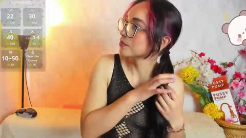 dafnemel online show from June 4, 5:17 pm