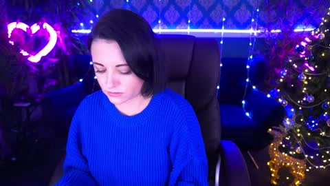 Snapshot of dafni_mon chatting on December 11, 1:39 pm Dafni Mon online show from December 11, 1:39 pm